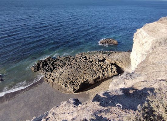 argentina/puerto-madryn/landmark/punta-arco