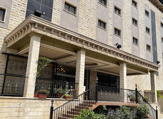 liberia/southeastern-region/landmark/boulevard-palace-hotel