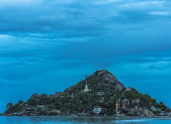thailand/hua-hin/khao-takiab/landmark/takiab-beach