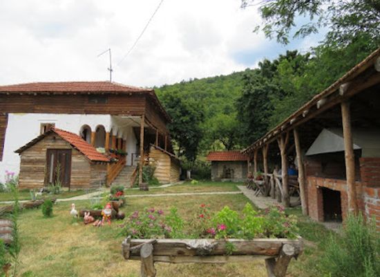 serbia/stara-planina-mountain/landmark/etno-selo-stara-planina