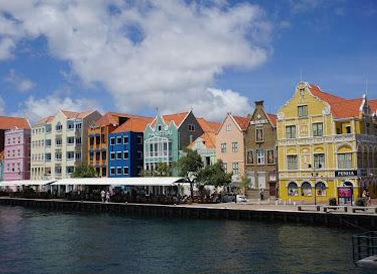 curacao/willemstad/landmark/handelskade