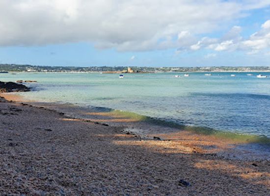jersey/saint-brelade/landmark/belcroute-bay