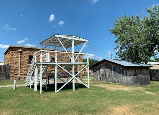 oklahoma/lake-and-trail-country/landmark/cherokee-national-prison-museum