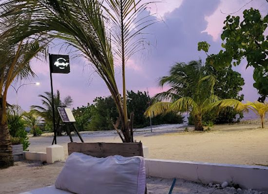 maldives/maafushi-island/landmark/moonlight-food-drinks-shisha