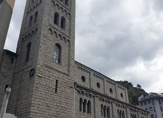 andorra/escaldes-engordany/landmark/saint-peter-the-martyr-de-les-escaldes