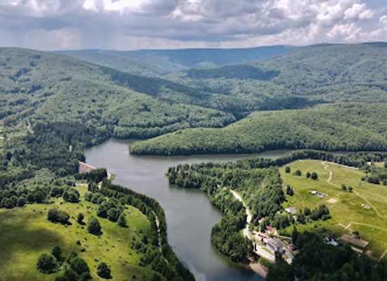 romania/caras-severin/landmark/statiunea-trei-ape