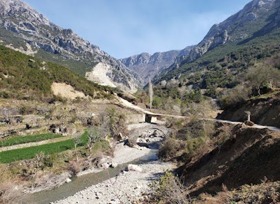 albania/kruje/landmark/ottoman-bridge