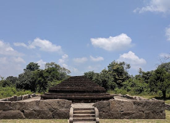 sri-lanka/ampara-district/landmark/natabun-chaithya-viharaya
