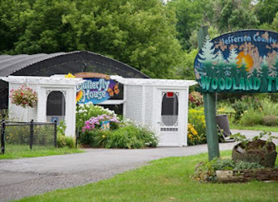 new-york/north-country/landmark/zoo-new-york