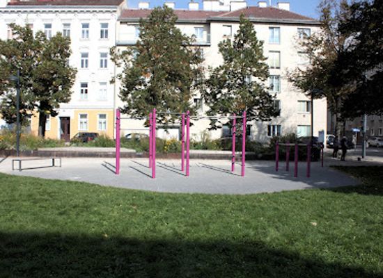 austria/vienna/rudolfsheim-funfhaus/landmark/braunhirschen-park