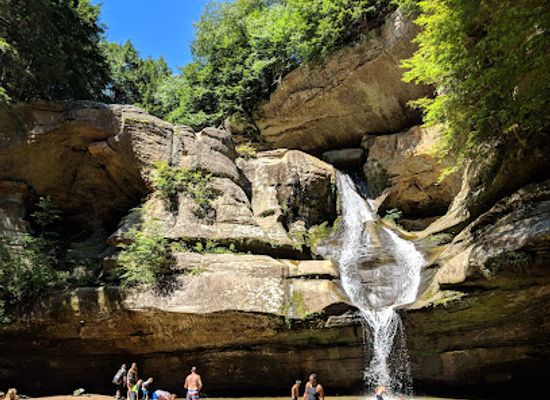 ohio/hocking-hills/landmark/hocking-hills-regional-welcome-center