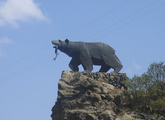 armenia/syunik/landmark/bear-symbol-of-syunik