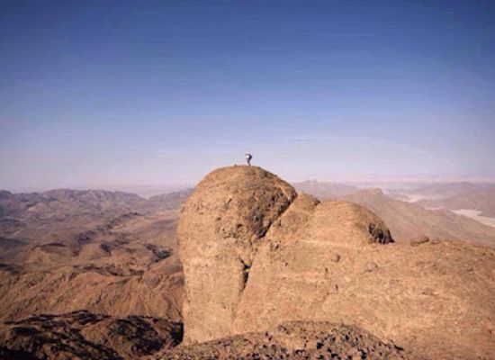 libya/tibesti-mountains/landmark/bikku-bitti