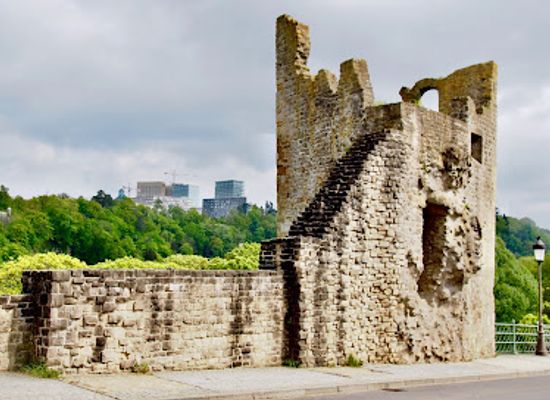luxembourg/gutland/landmark/dent-creuse