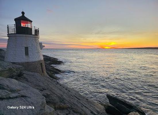 rhode-island/pawtucket/landmark/castle-hill-lighthouse
