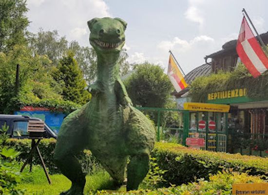austria/klagenfurt/landmark/reptilienzoo-happ