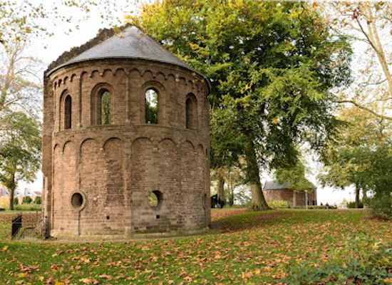 netherlands/gelderland/landmark/barbarossa-ruine