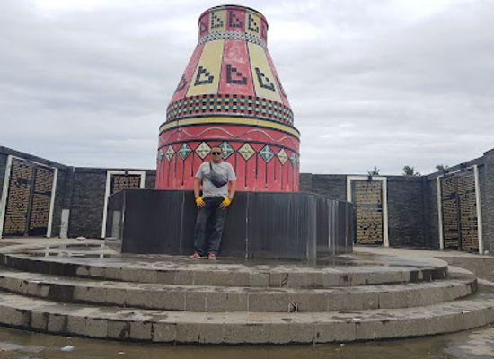 indonesia/aceh/landmark/tugu-kupiah-teuku-umar