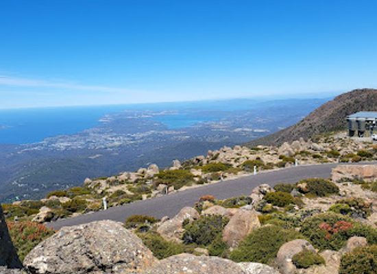 australia/mount-wellington/landmark/pinnacle-observation-shelter-and-boardwalk