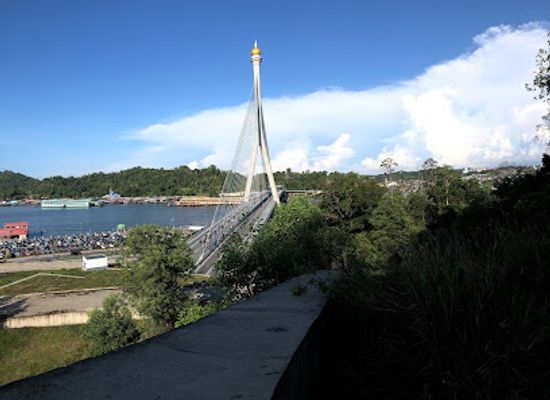 brunei/tutong-river/landmark/raja-isteri-pengiran-anak-hajah-saleha-bridge