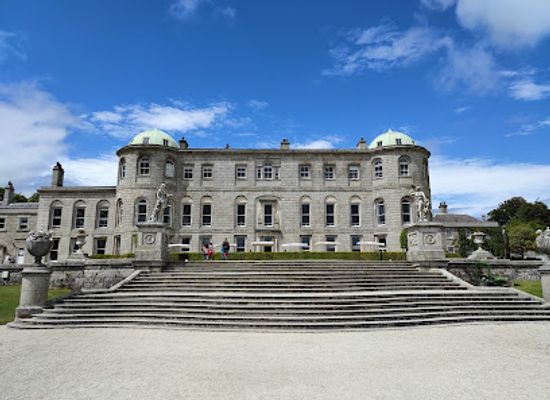 ireland/county-dublin/landmark/powerscourt-house-gardens