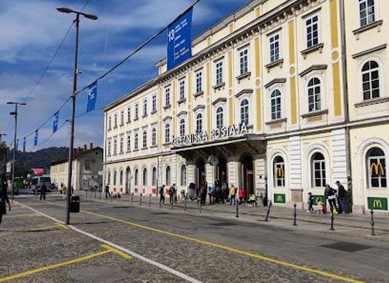slovenia/central-slovenia/landmark/ljubljana-train-station