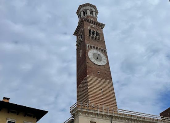 italy/verona/borgo-trento/landmark/torre-dei-lamberti