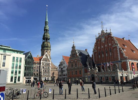 latvia/riga/old-town/landmark/plac-ratuszowy