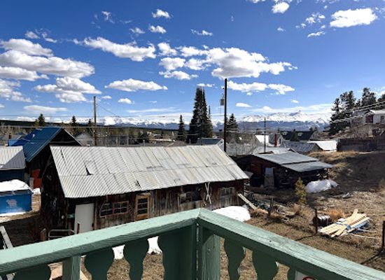 colorado/leadville/landmark/the-mountain-hideaway-lodge