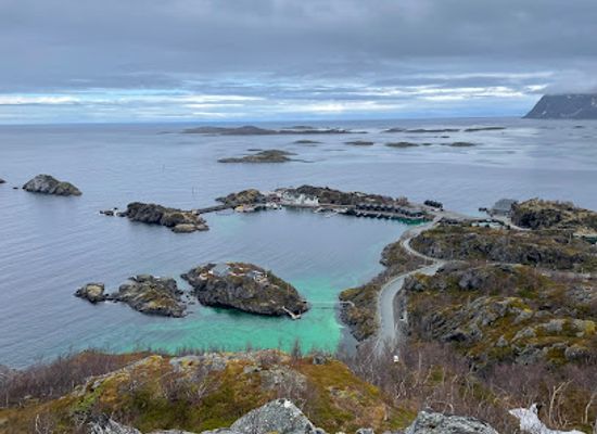 norway/senja-island/landmark/sukkertoppen-trail-head