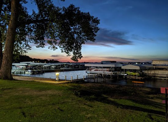iowa/clear-lake/landmark/pm-park