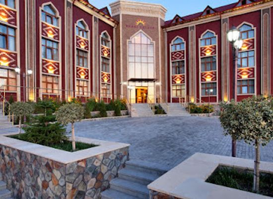 azerbaijan/sheki/landmark/sheki-palace-hotel
