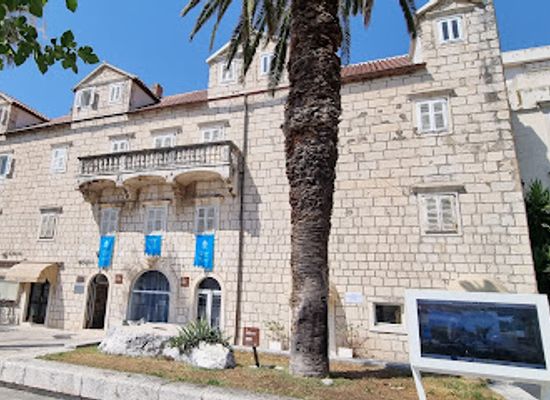 croatia/makarska/landmark/city-museum