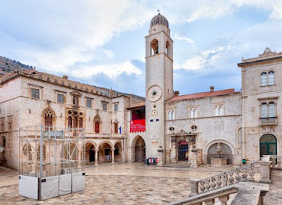 croatia/dubrovnik/landmark/small-onofrio-s-fountain