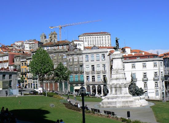 portugal/beira-litoral/landmark/bolsa-palace