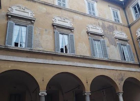 italy/rome/landmark/palazzo-di-firenze