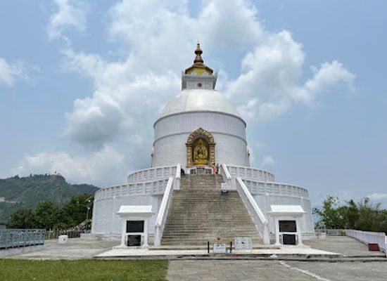 nepal/pokhara/lakeside/landmark/world-peace-pagoda