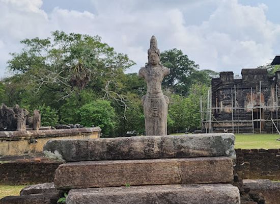 sri-lanka/polonnaruwa-district/landmark/polonnaruwa-ancient-city