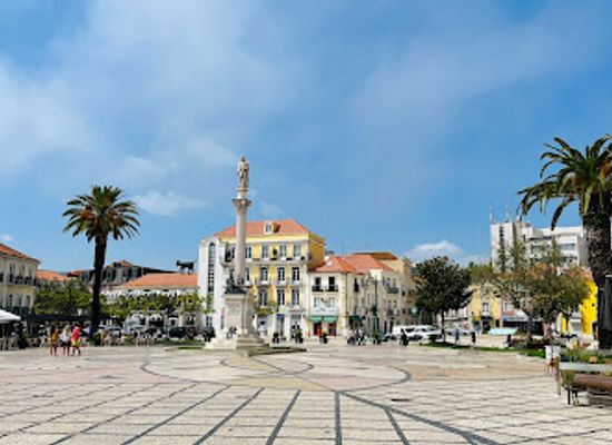portugal/setubal/landmark/praca-de-bocage