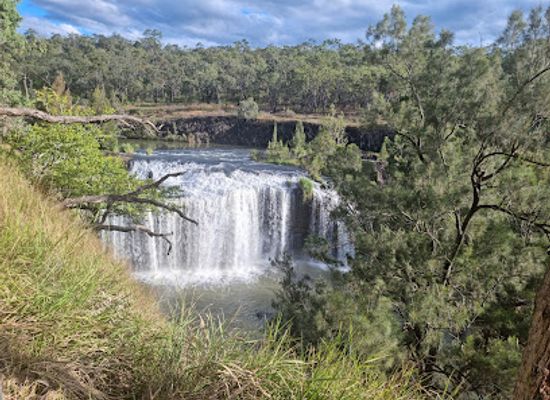 australia/atherton-tablelands/landmark/millstream-falls-national-park