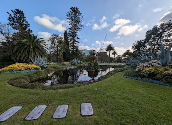 australia/high-country/landmark/fitzroy-gardens
