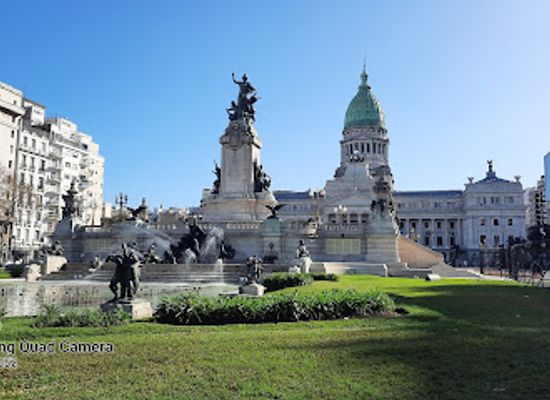argentina/buenos-aires/landmark/plaza-del-congreso