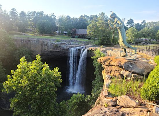 alabama/lookout-mountain/landmark/noccalula-falls-park-campground