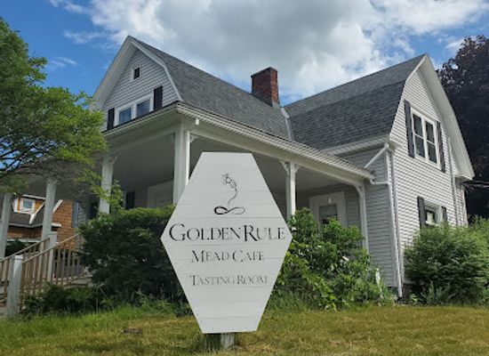 vermont/middlebury/landmark/golden-rule-mead