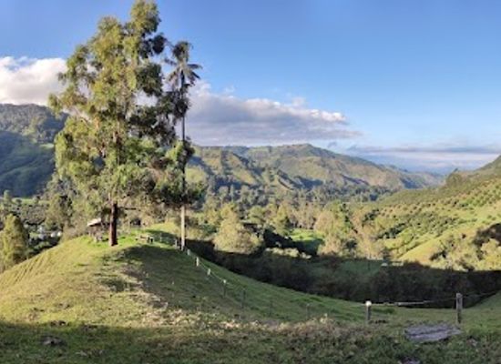 colombia/risaralda-department/landmark/cocora-waterfalls