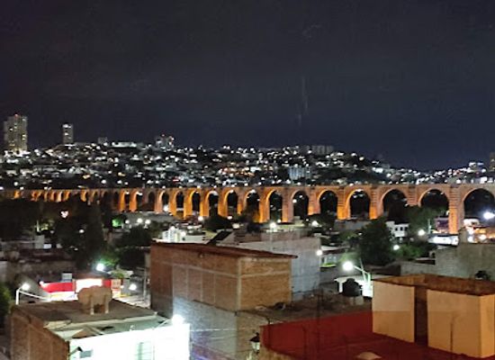 mexico/queretaro/landmark/mirador-de-los-arcos