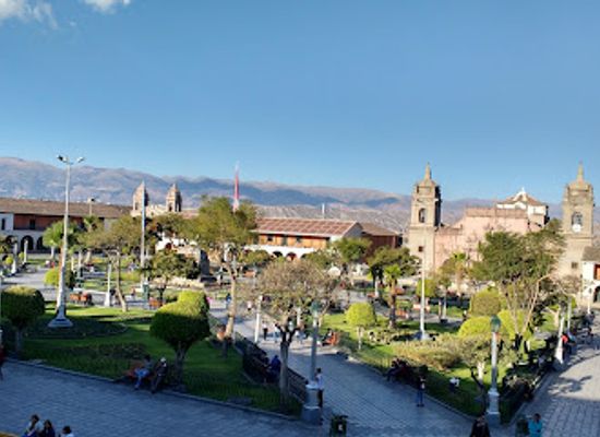 peru/ayacucho/landmark/plaza-de-armas-of-ayacucho