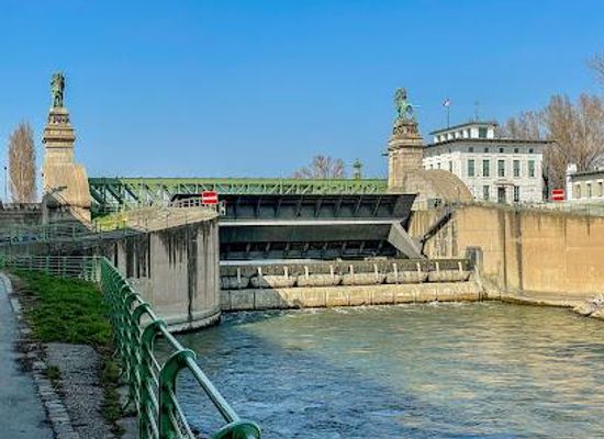 austria/vienna-woods/landmark/nussdorfer-wehr