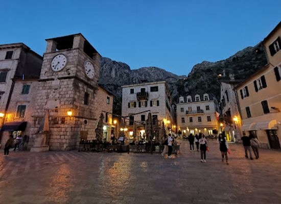 montenegro/kotor-bay/landmark/the-obelisk-in-front-of-clock-tower