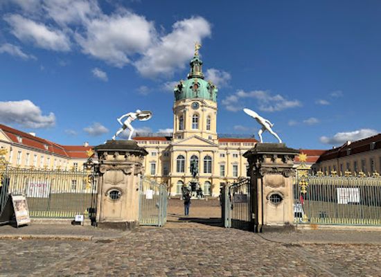 germany/berlin/charlottenburg/landmark/denkmal-des-grossen-kurfursten-friedrich-wilhelm
